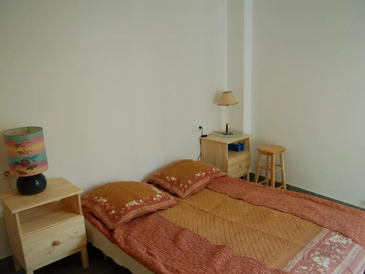 Apartamento Moderno A 150M De La Playa Con Terraza Y Parking, Cerca Del Puerto Y Comercios - Es-228-38 Llanca Spain