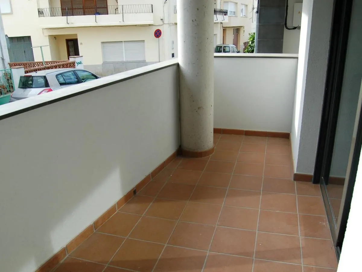 Apartamento Moderno A 150M De La Playa Con Terraza Y Parking, Cerca Del Puerto Y Comercios - Es-228-38 Llança 0*,