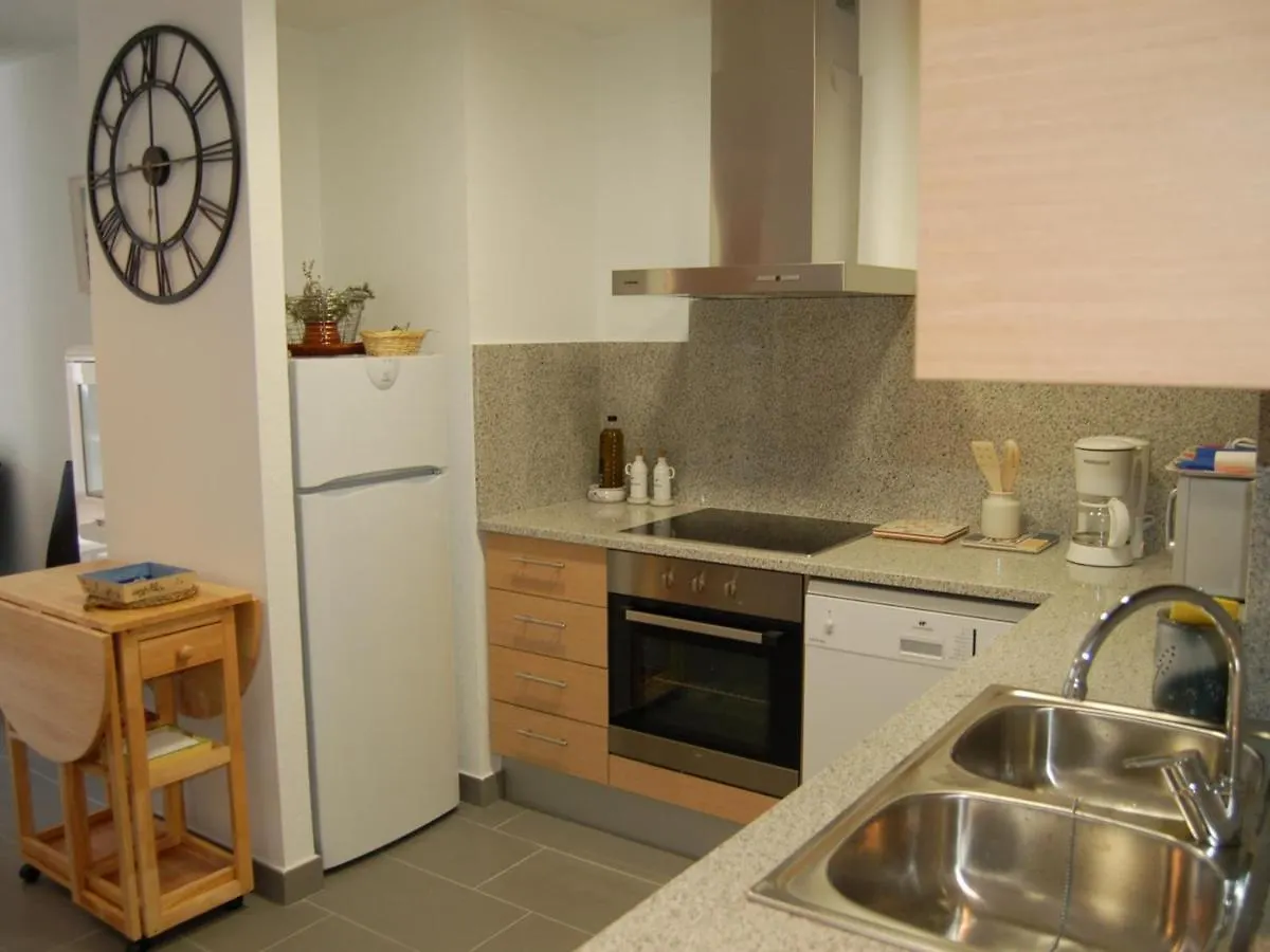 Apartamento Moderno A 150M De La Playa Con Terraza Y Parking, Cerca Del Puerto Y Comercios - Es-228-38 Llanca Apartment