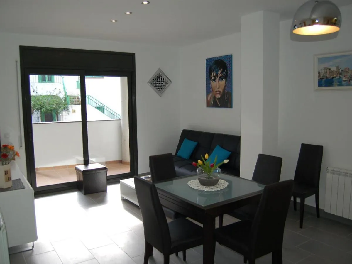 Apartamento Moderno A 150M De La Playa Con Terraza Y Parking, Cerca Del Puerto Y Comercios - Es-228-38 Llanca Apartment