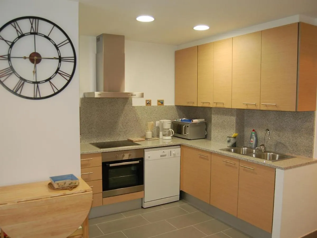 Apartment Apartamento Moderno A 150M De La Playa Con Terraza Y Parking, Cerca Del Puerto Y Comercios - Es-228-38 Llanca Spain